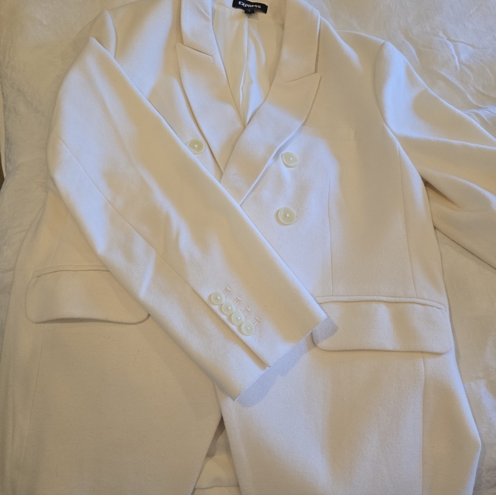 Express Double Breast Cream Blazer. Wool-ish Material Perfect For Fall